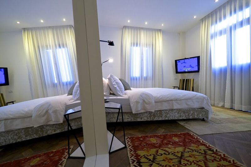 Villa Rothschild By Zvieli Hotels Tel Aviv Buitenkant foto